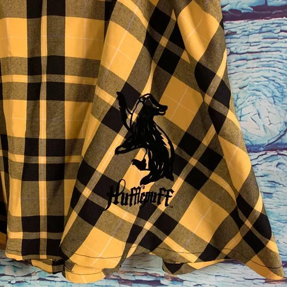 Torrid Harry Potter Hufflepuff Plaid Skater Skirt size 16 - Picture 3 of 7